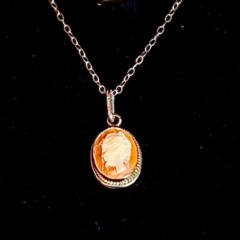 Small Cameo Pendant/Necklace in Sterling Silver from Naples Factory in Italy